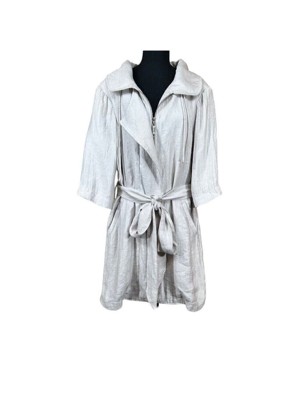 Shoulder Brazil-Made White Viscose Blend Trench Coat Size M
